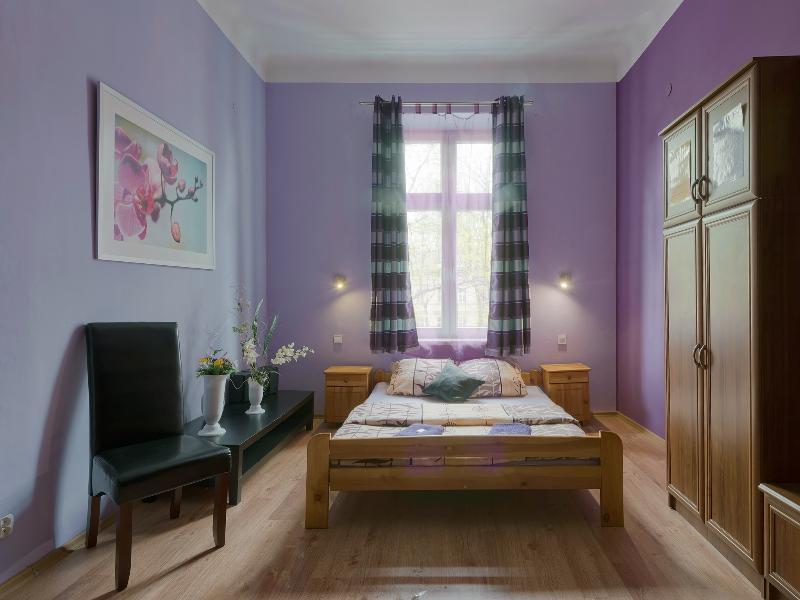 Queens Apartment