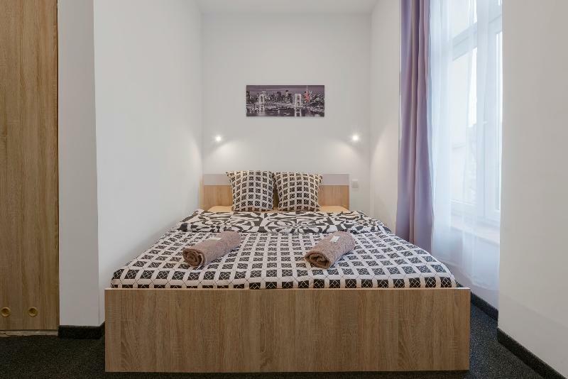 Queens Apartment